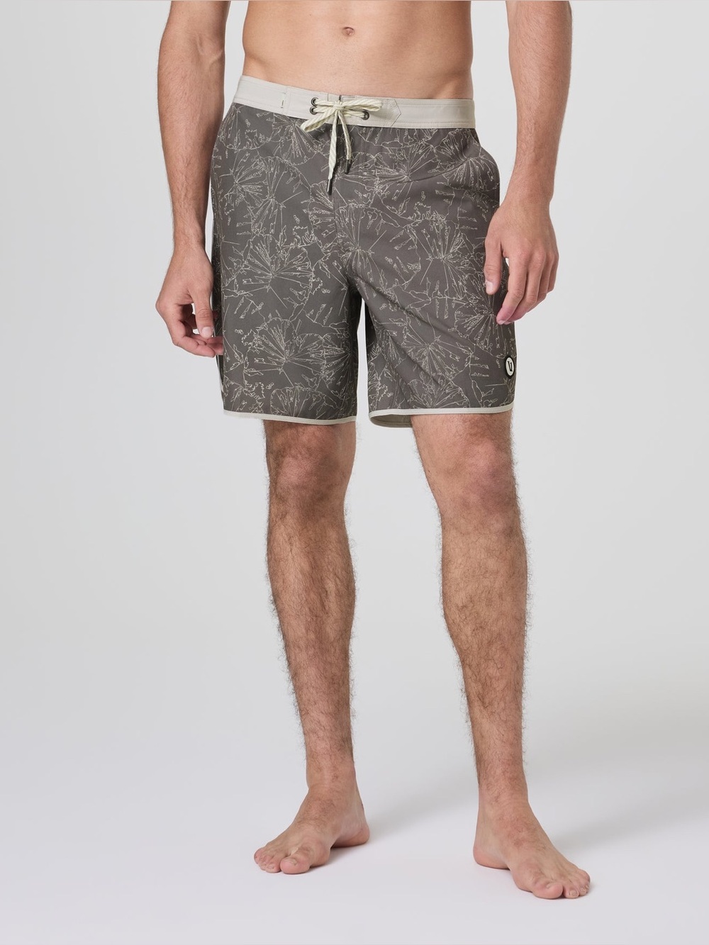 Vuori Cruise Boardshort 7" Size 33